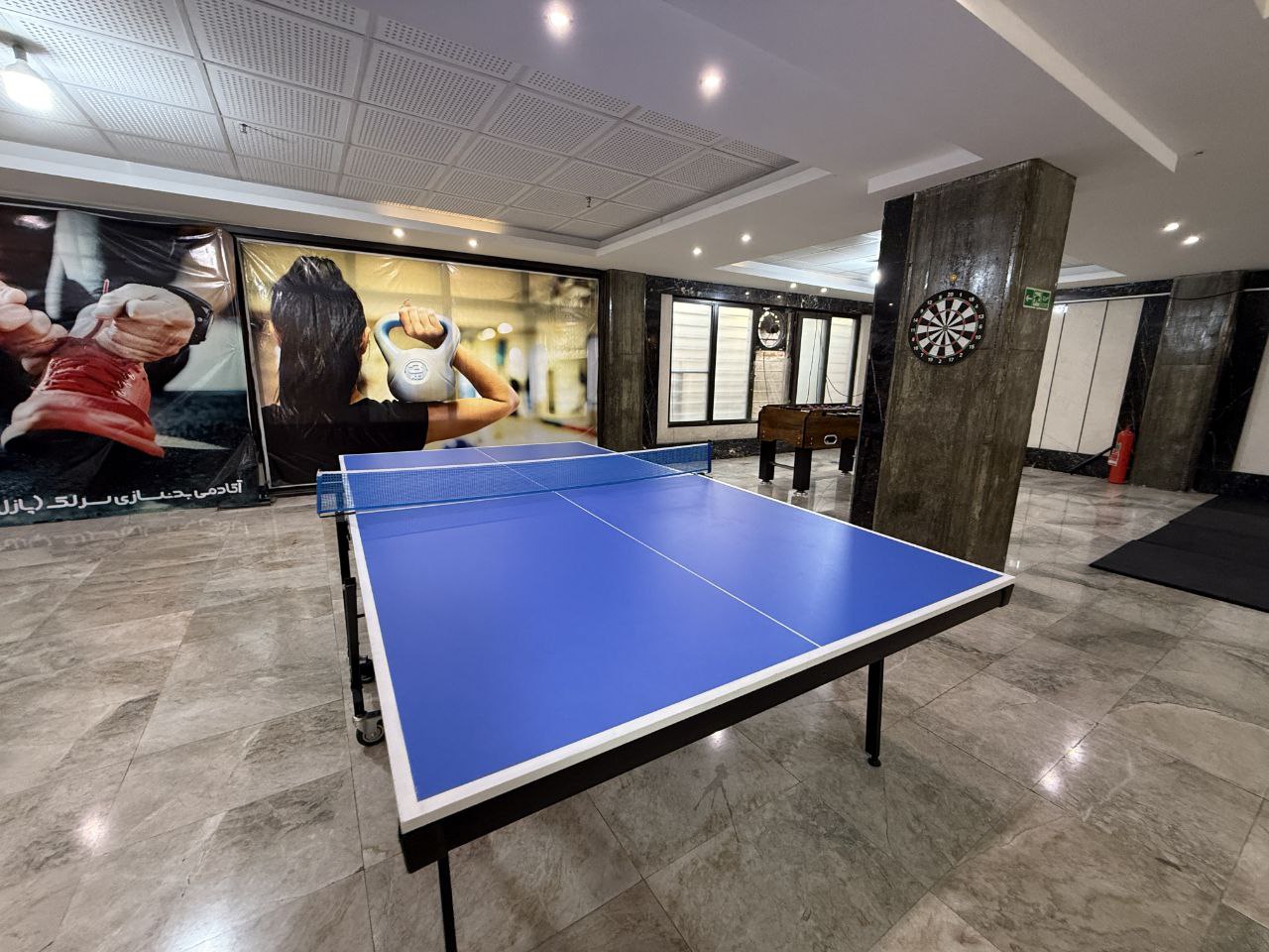 photo_5769652606828481684_y